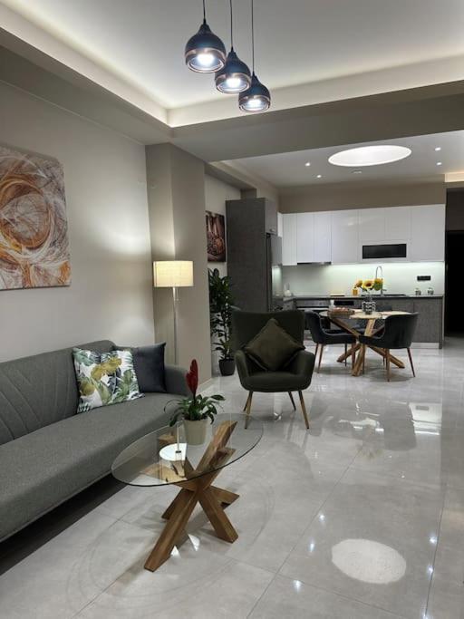 Menda Suite Heraklion Exterior foto